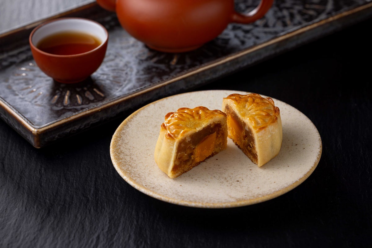 Only 10 a Day: Nagoya Marriott’s Rinka Mooncakes in Nagoya, Japan