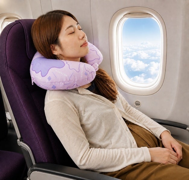The bead cushion provides a comfortable fit, supporting a good night's sleep and relaxation.