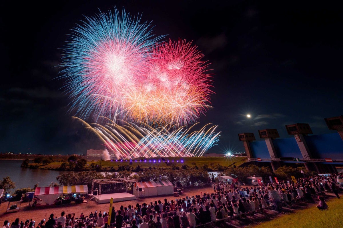 ¥3,300 Tickets at Oizumi Kojo’s FOOD & FIREWORKS MARKET in Kawaguchi