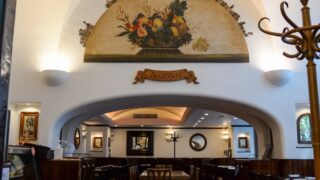 Papas Cafe Marunouchi Reopens After Expansion in Tokyo on Sept. 21