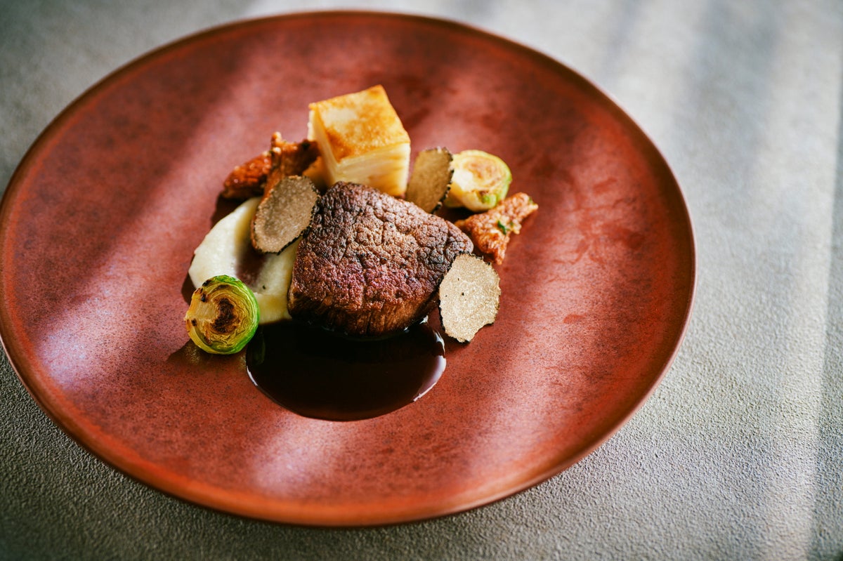 Black Wagyu fillet roast with black truffle-flavored jus de veau (lunch uses domestic beef)