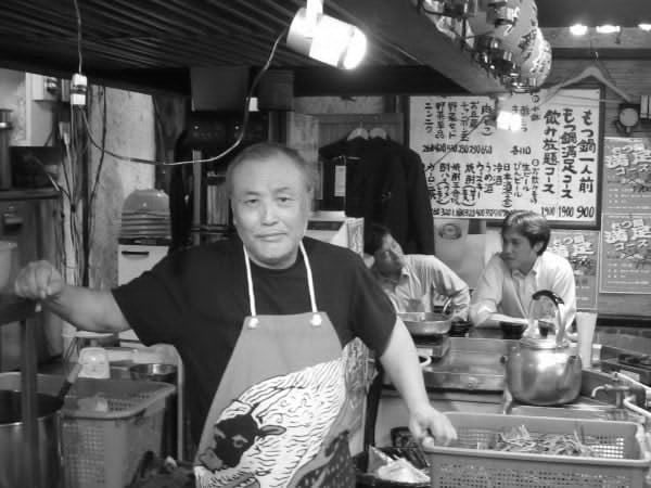 Rakutenti ¥980 Motunabe Champon Tops 100,000 Bowls in Fukuoka