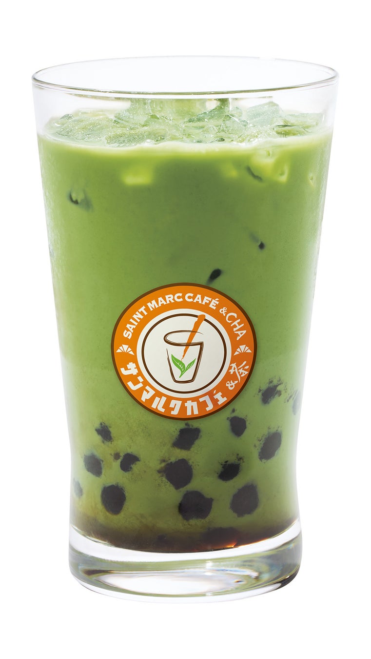 Using carefully selected tea leaves and Aso milk, this matcha latte features a rich aroma. Adding black honey enhances the Japanese aroma, creating a rich drink.