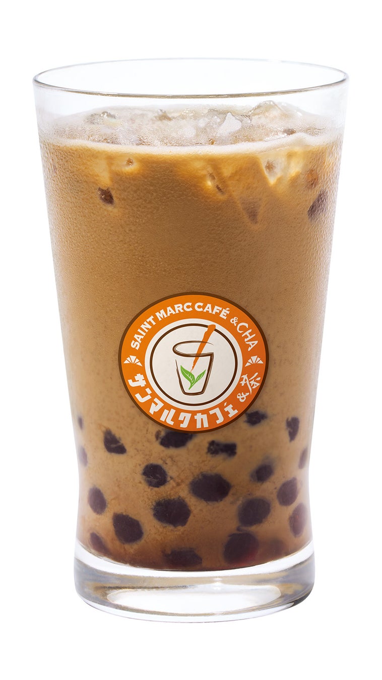 Hojicha latte made with carefully selected tea leaves roasted with our original method and Aso milk. The sweet aroma of black honey accentuates the roasted flavor of hojicha. M size ¥750 (tax included)
