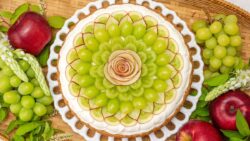 seasonal shine muscat tart quil fait bon aoyama tokyo 01