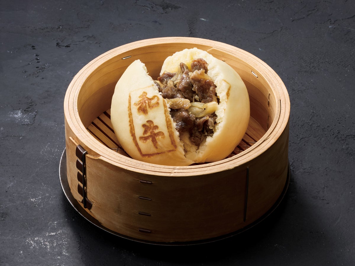 Goku Wagyu Sukiyaki Man 1 piece ¥540 / Pao Pao