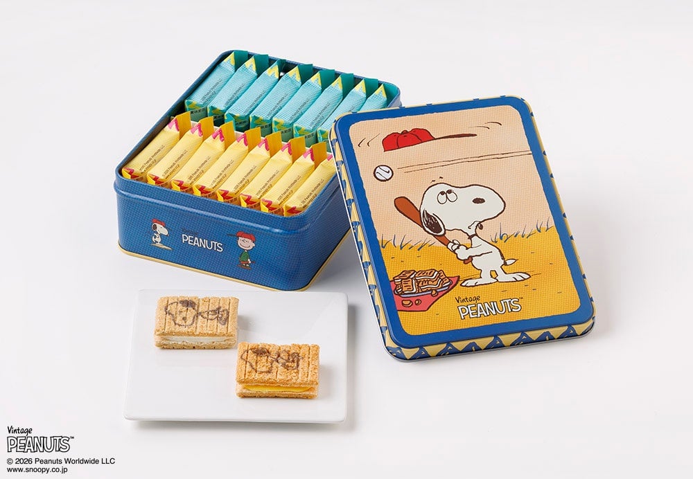 *No wrapping paper is available.* Price: ¥2,775 (tax included).