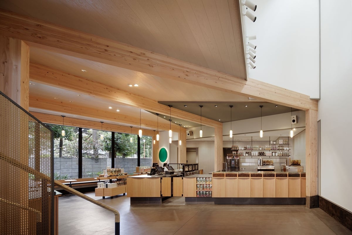Interior 1F / Starbucks Coffee Japan provided