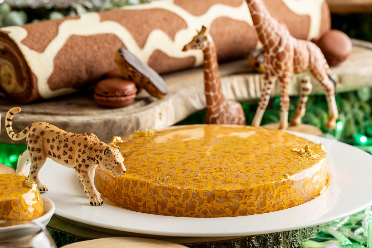 Stylish Leopard Print Milk Chocolate Mousse