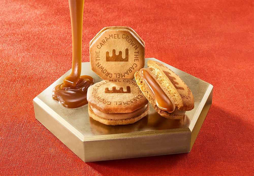 ¥994 Butter Caramel Sand Debuts at THE CARAMEL CROWN in Kobe, Japan