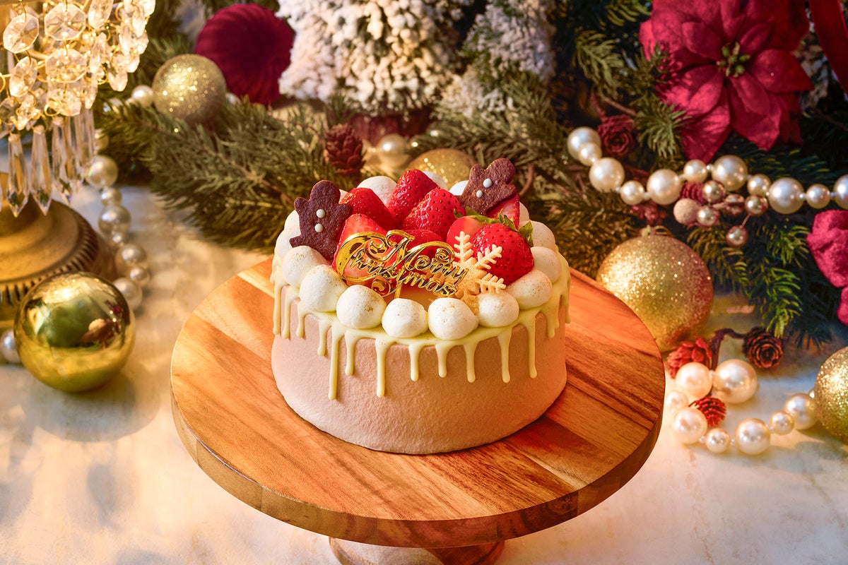 Four Limited Christmas Cakes Debut at The Strings Omotesando in Tokyo
