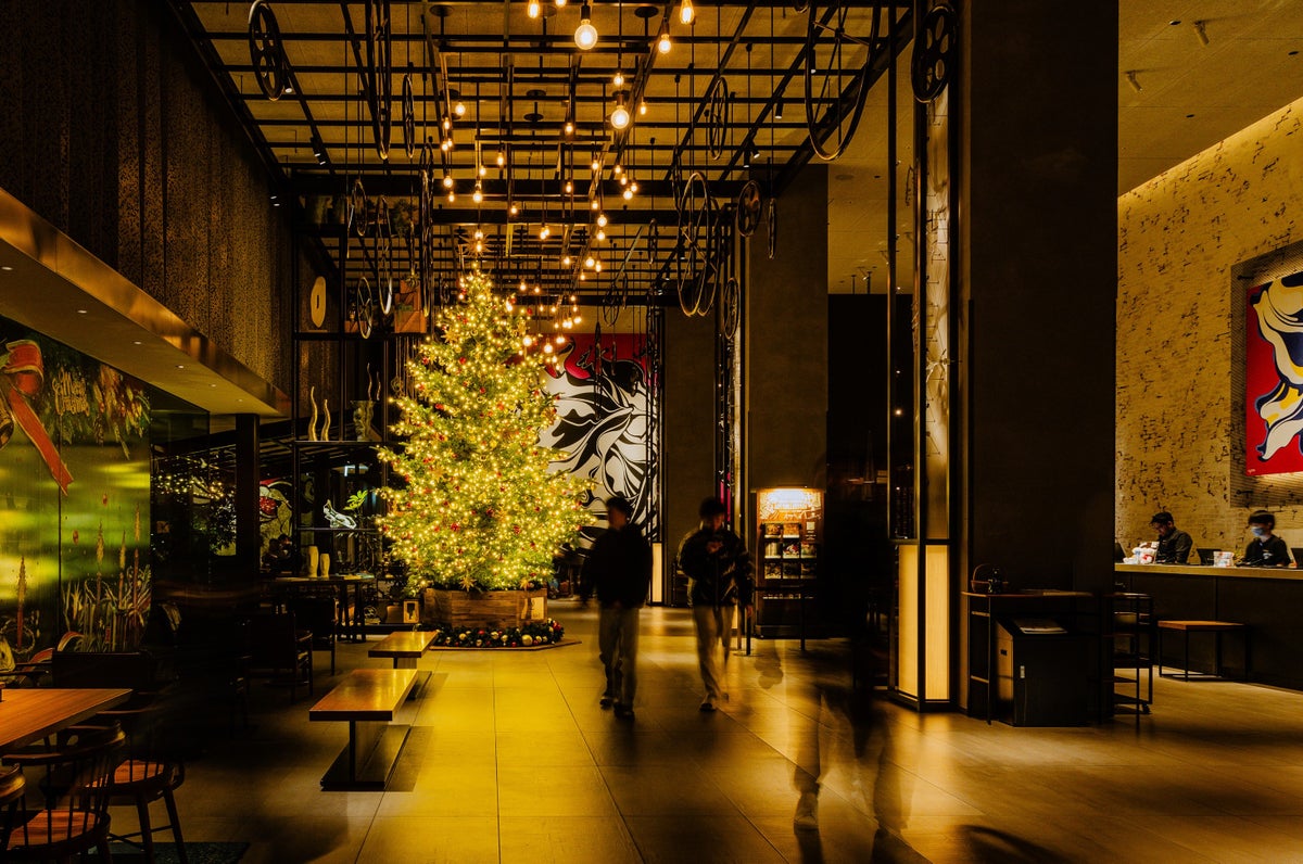 All-You-Can-Eat Christmas Dinner Buffet at Tokyo Bay Shiomi Prince Hotel — ¥10,000