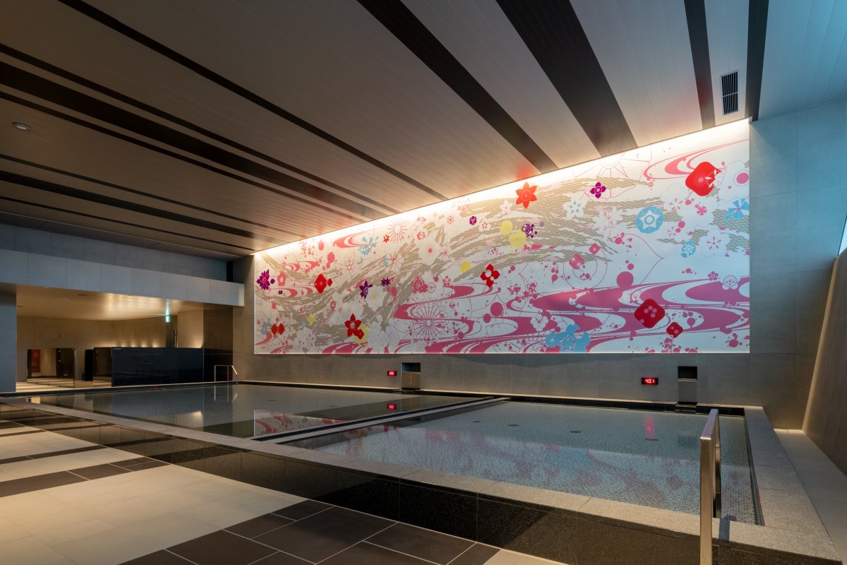 Large Bathhouse for Women