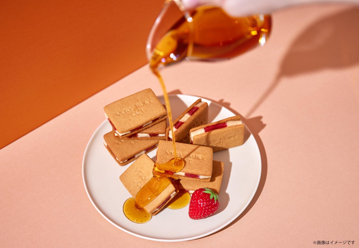 Top-Ranked Strawberry Milk Sandwich Returns at VERY RUBY CUT in Osaka