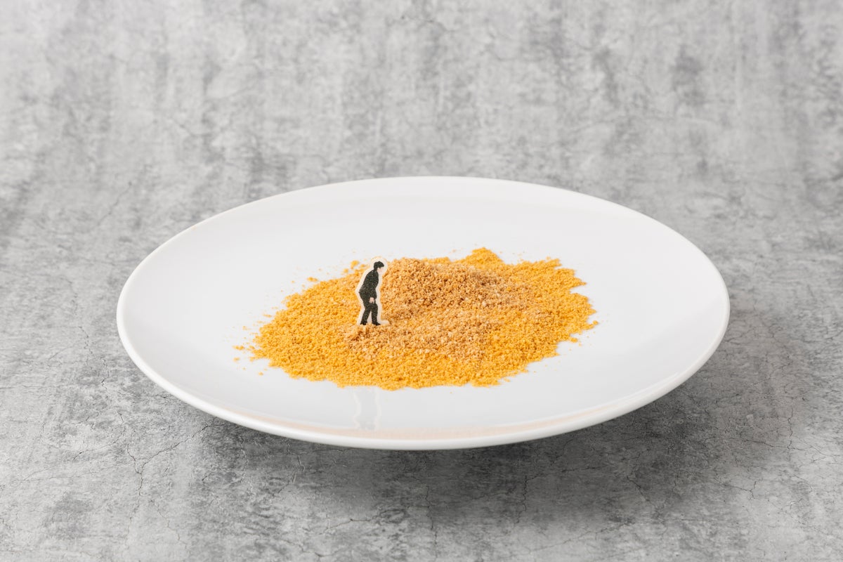 The Beginning Desert Tiramisu — Feel the Wind of Balkha — ¥1,870 (tax included)
