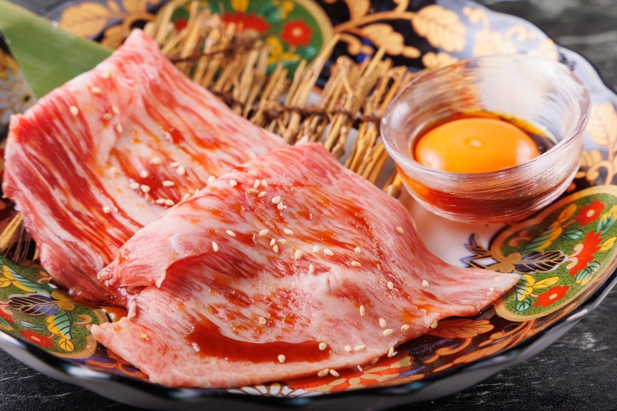 138-Dish All-You-Can-Eat Yakiniku Research Institute Opens in Umeda, Osaka