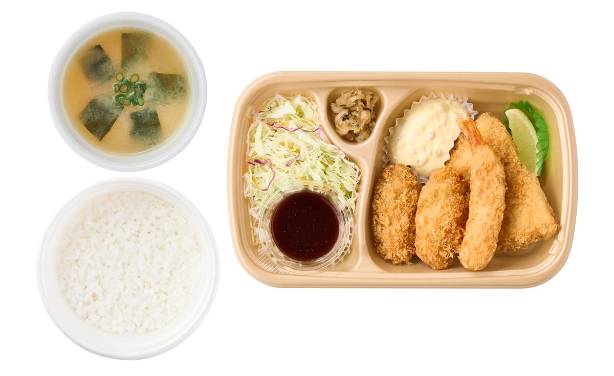 Takeout: Oysters Fry Mix with rice and miso soup — ¥1,050 (tax included)