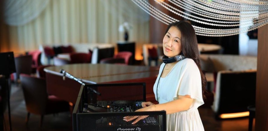 Hawaiian reggae DJ 'DJ MIDORI'