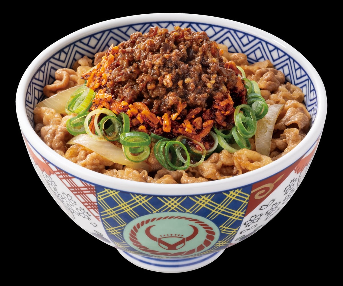 Yoshinoya Offers 50 Yen Discount on 8 Toppings in Japan