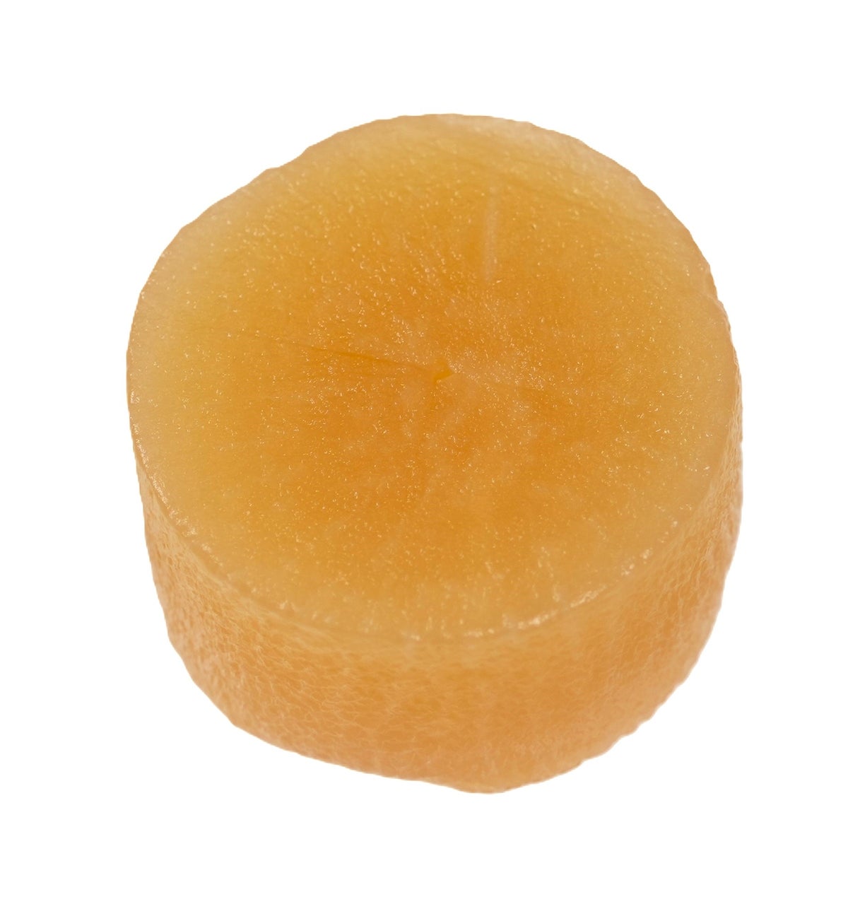■Ajimi Shimi Daikon — ¥121 (tax included ¥130.68). Available nationwide. Using domestically grown daikon suitable for oden, with a cross-shaped slit and a thin hole in the center to ensure the flavor is well absorbed, resulting in a tender and flavorful daikon.