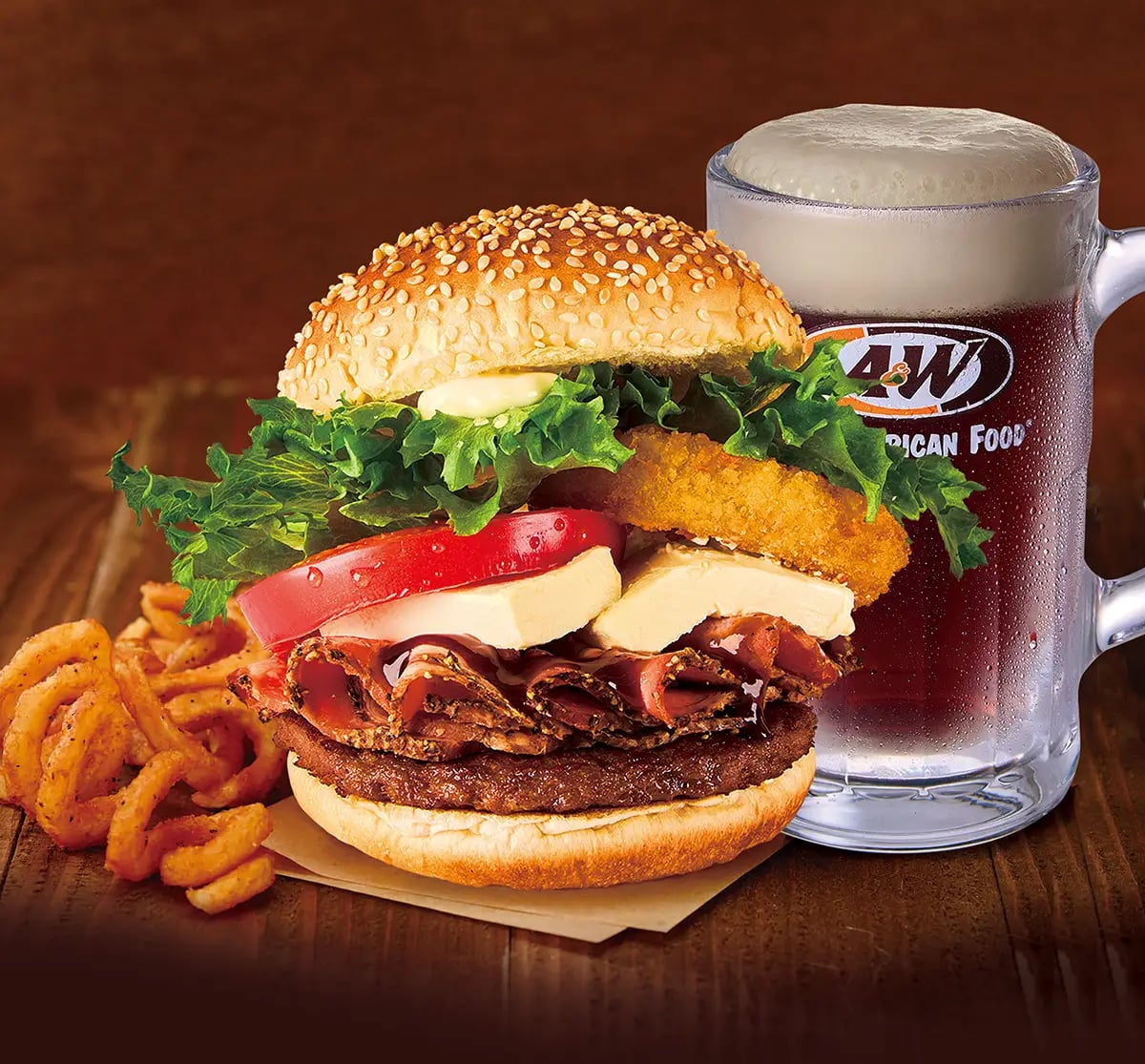 Store Name: A&W — An American fast-food chain. Only available in Okinawa Prefecture in Japan. Famous for its root beer made with about 14 kinds of herbs, and the A&W Burger with brown sugar pepper pork and cream cheese. Enjoy lunch or coffee time in an American atmosphere.