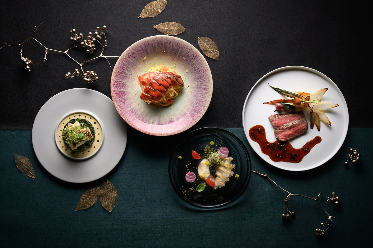 EARLY CHRISTMAS DINNER COURSE image