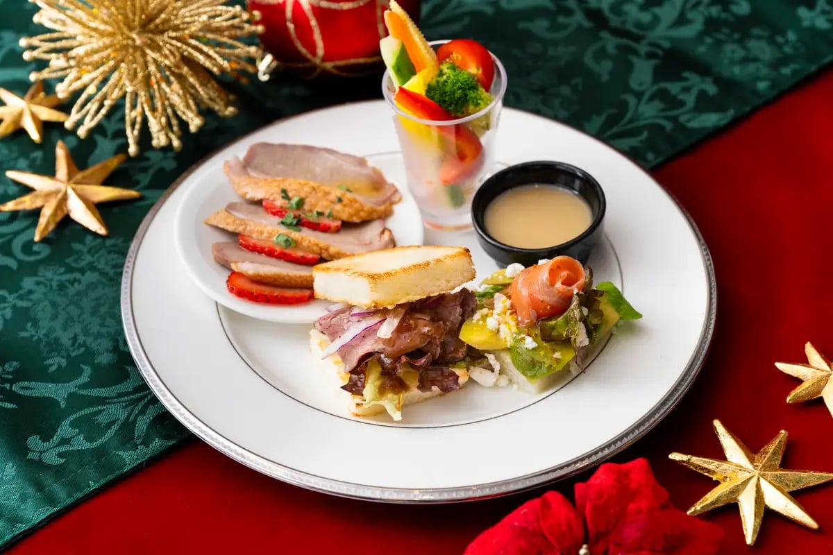 Limited-Quantity Colombin Christmas Afternoon Tea in Harajuku, Tokyo From Nov 1