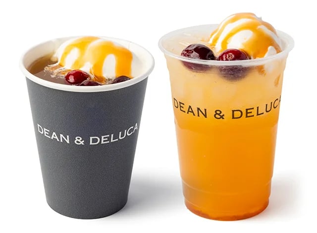 Cream Apple Cider (Hot / Iced) — Small ¥680 (tax included) / Medium ¥756 (tax included). A dessert-style cider built around sweet-tart seasonal apples and four spices, simmered to perfection, then topped with plenty of whipped cream and caramel sauce. The smooth body and the bittersweet caramel sweetness give it a dessert-like finish. As you sip, the cream and sauce melt in, heightening the dessert feel.