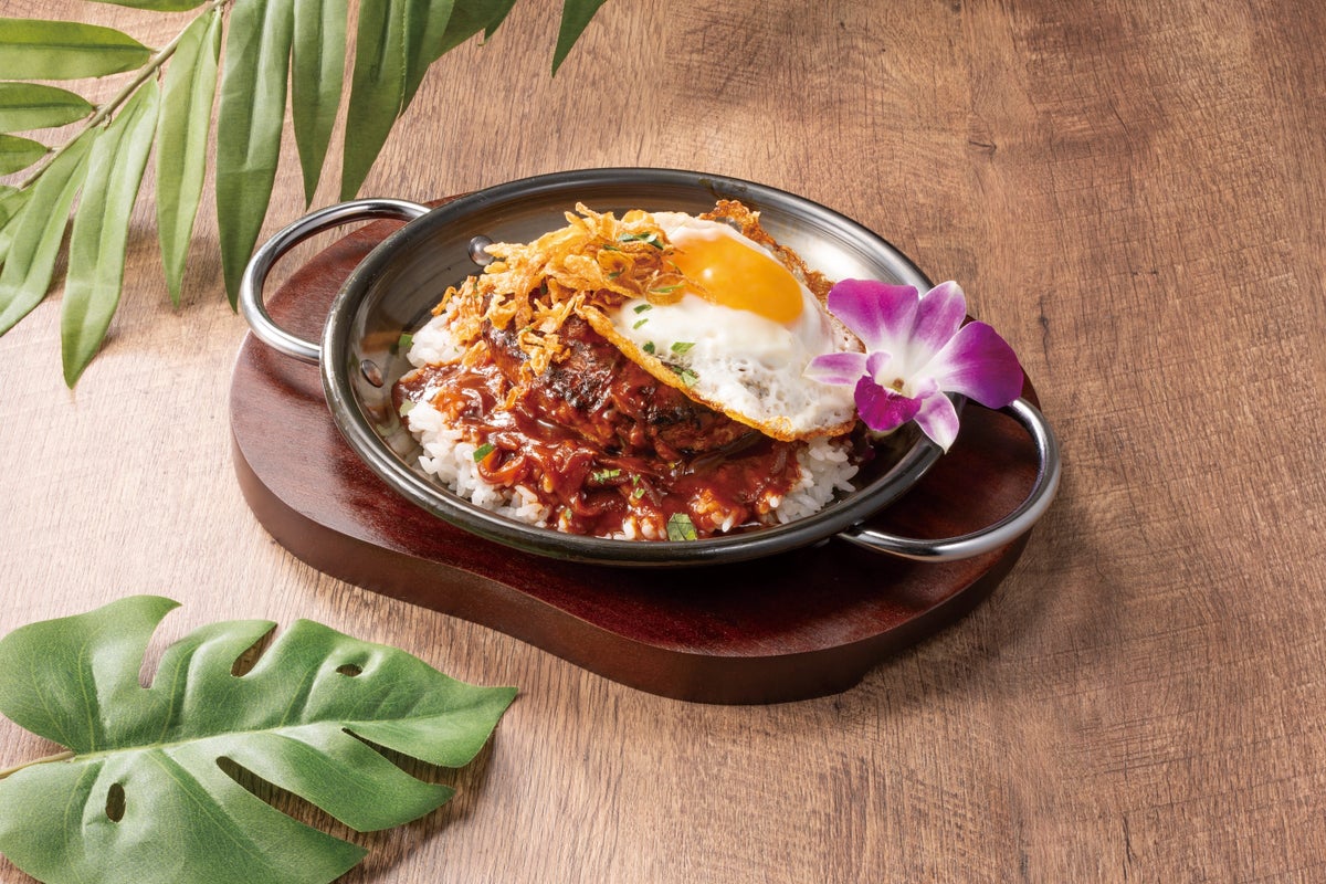 Luana's loco moco hamburger — ¥1,600 (tax included)