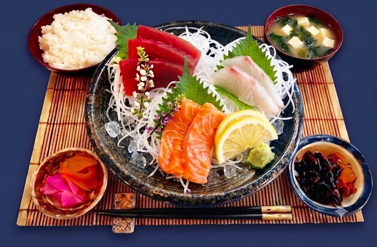 Gyoko Shokudo Hadano Adds All-You-Can-Eat Seafood Mala Tang From October 8