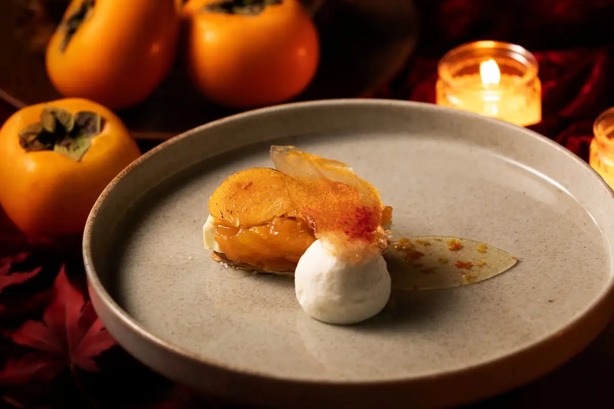 Persimmon and Osmanthus — the scent of autumn.