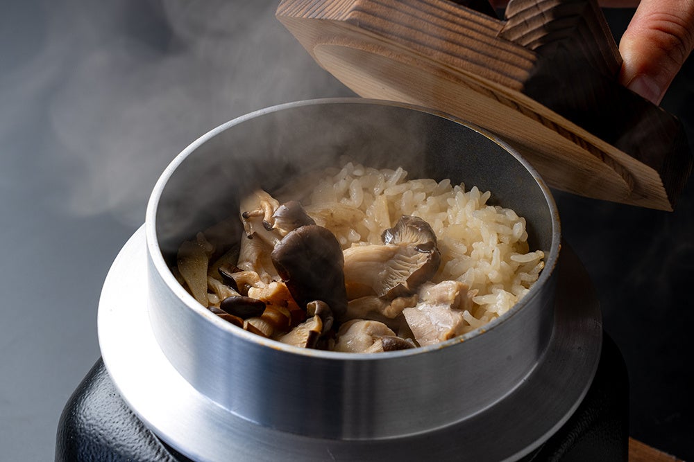 ¥968 Kamameshi Debuts at Itadaki Cocco-chan in Hokkaido, Miyagi and Kanto From October 1