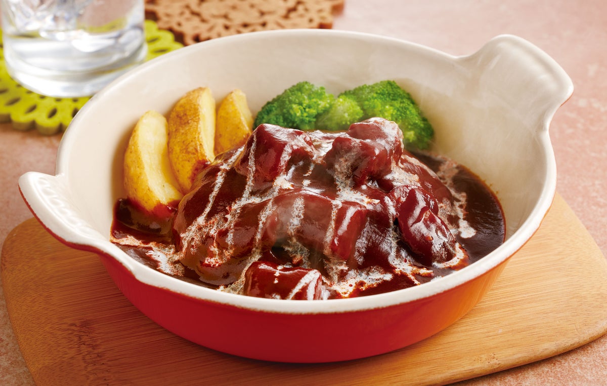 Joyfull Launches Beef Stew Hamburger and Sweet Potato Parfait in Japan From October 6