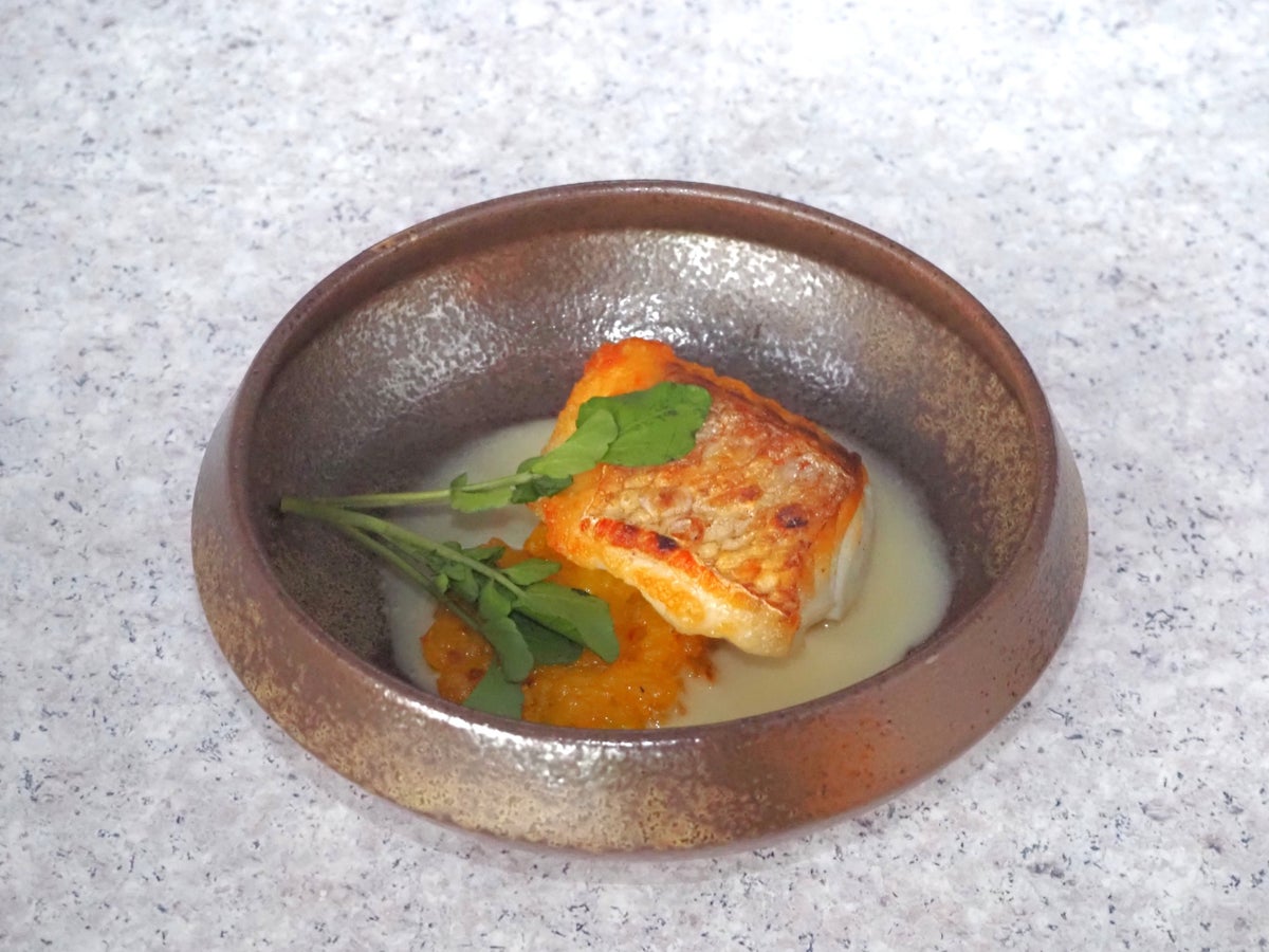 Pan-Fried Sea Bream with White Wine Sauce