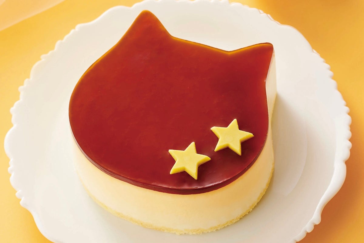 Neko Neko Launches Two Christmas Cakes at Aeon Japan From October 2