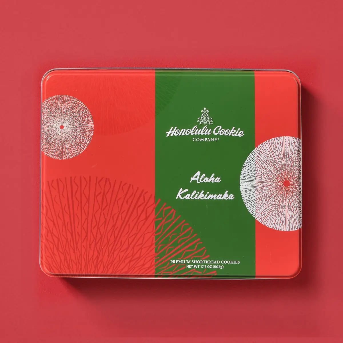Mele Gift Can (L) with 16 varieties and 30 pieces — a luxurious holiday can filled with 16 different flavors and 30 cookies. From classics to seasonal specials, beautifully decorated with Hawaiian-inspired artwork. Perfect for Christmas parties or family gatherings.