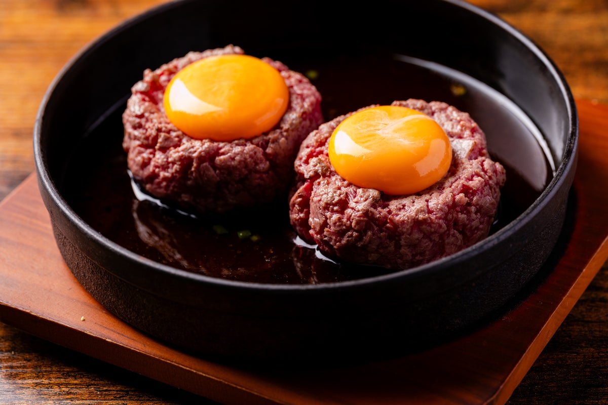 Oodory x WAIGAYA Collab Brings Free-Refill Beef Curry to Shinjuku, Tokyo From Oct 1