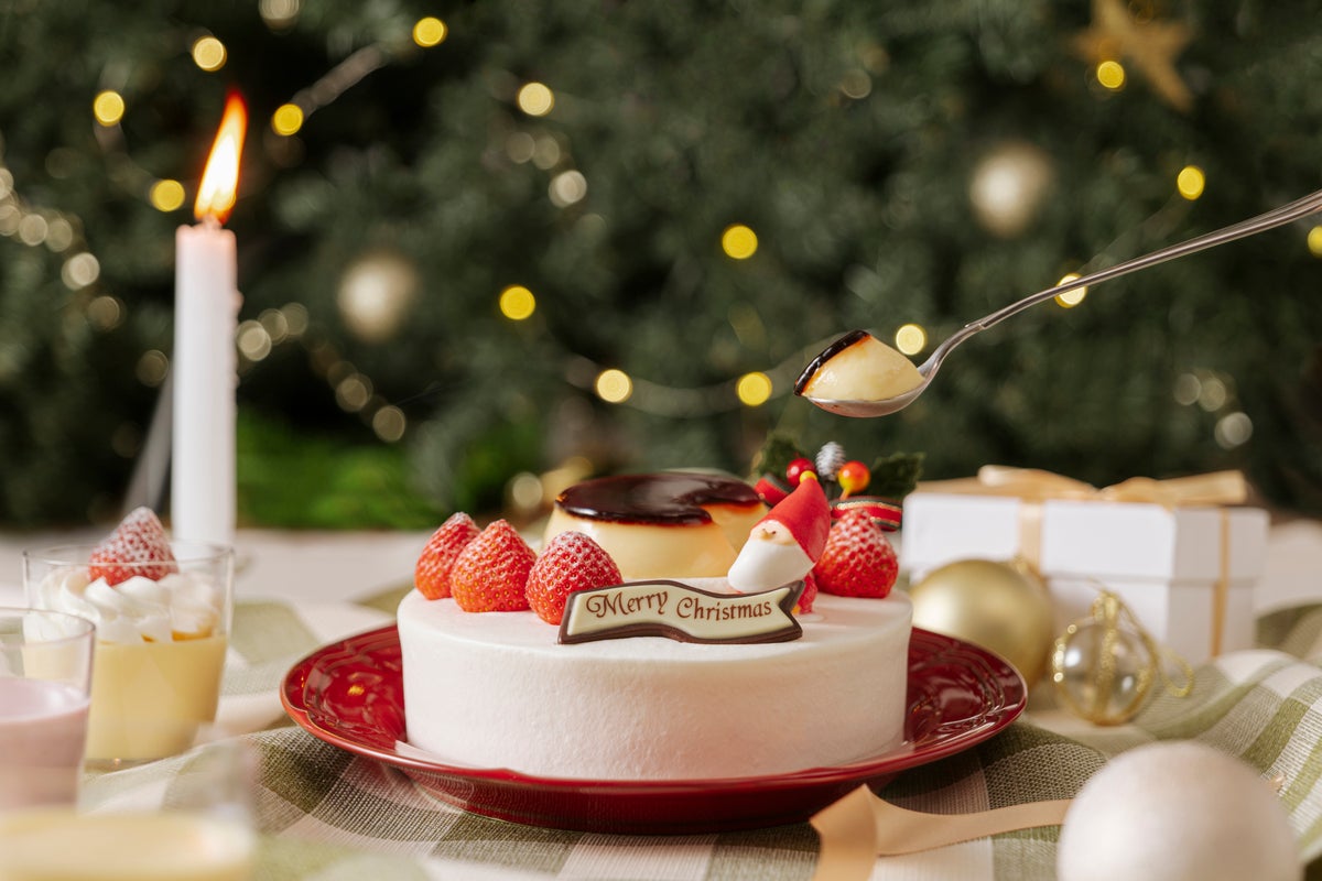 Limited-Quantity Pastel Christmas Pudding Cake in Japan — ¥4,600 From Oct 13
