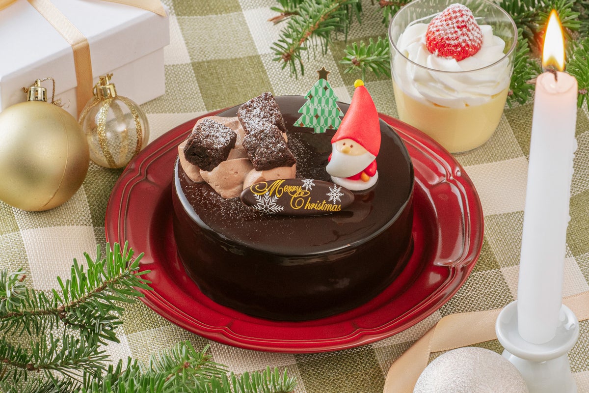 Limited-Quantity Pastel Christmas Pudding Cake in Japan — ¥4,600 From Oct 13