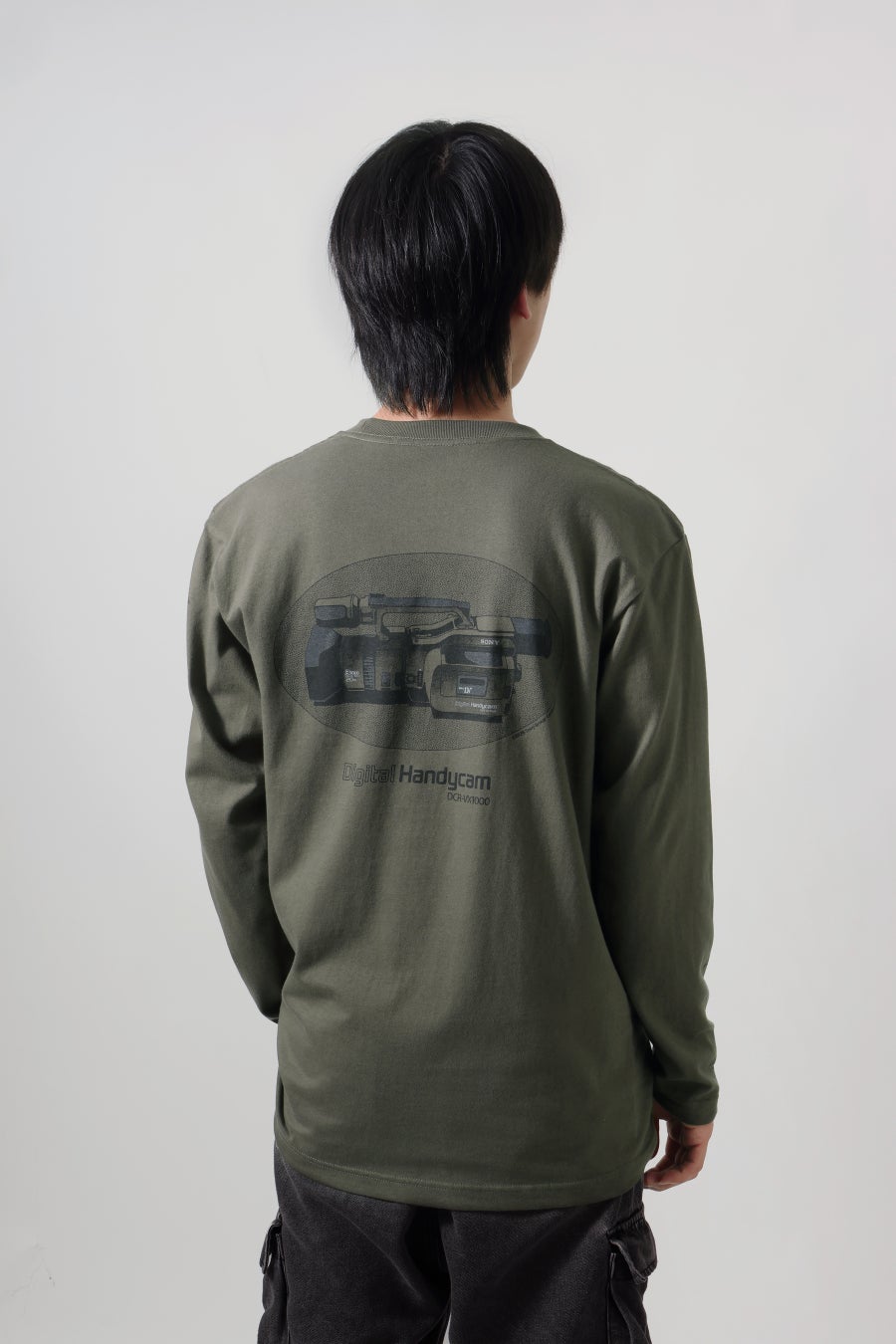 Long-sleeve T-shirt