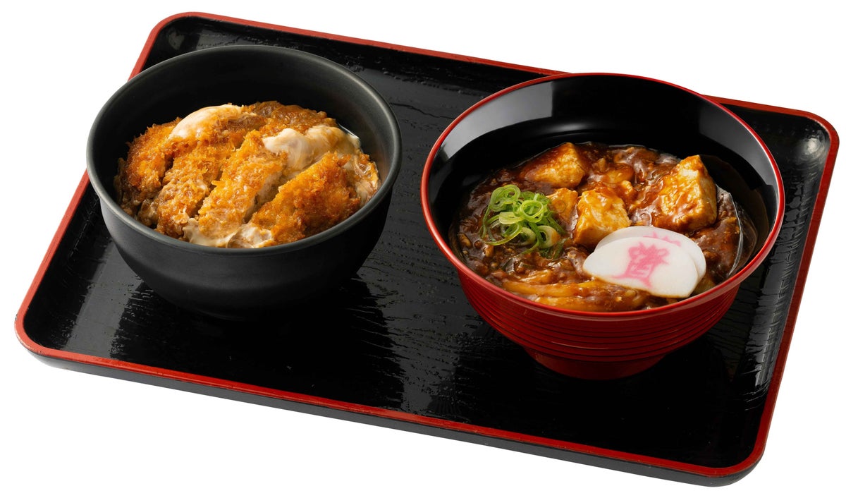 Mabo Fair Happiness Set: Mini Mapo Bukkake Udon with Mini Donburi, or with Mini Donburi and Dessert — ¥949 (tax included)