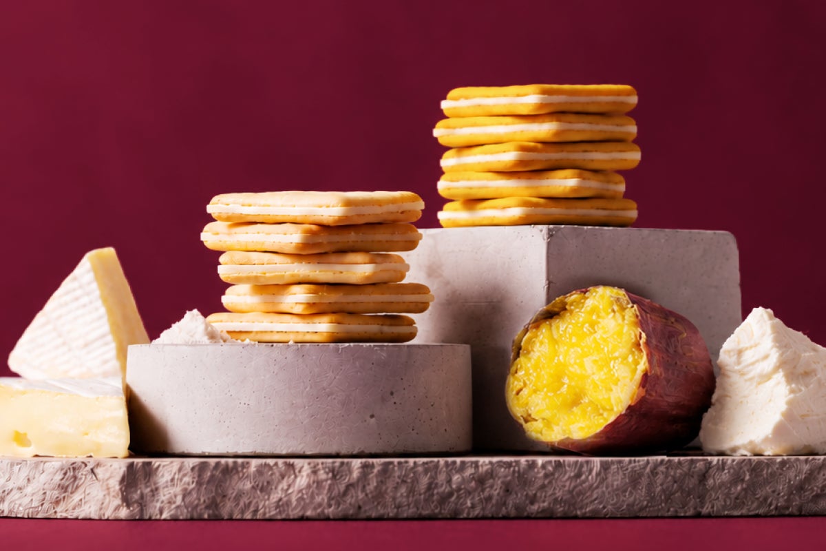 Cookie Assortment (Sweet Potato) — ¥2,916 (tax included), includes 18 cookies (Salt & Camembert x 9, Sweet Potato & Cream Cheese x 9), released October 15, 2026, limited time while supplies last, release dates may vary by store.