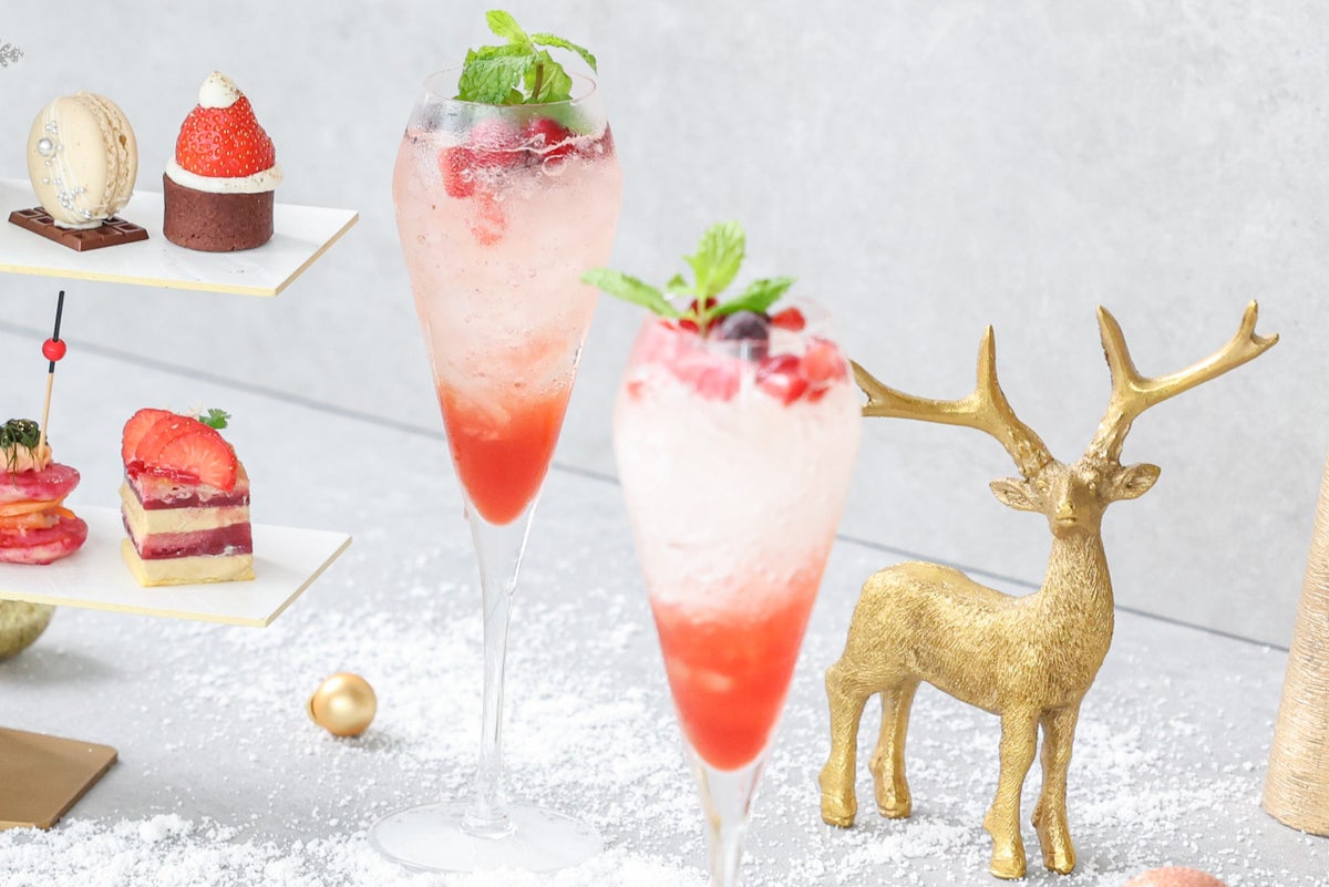 Earl Grey and Berry Sparkling Mocktail - Image