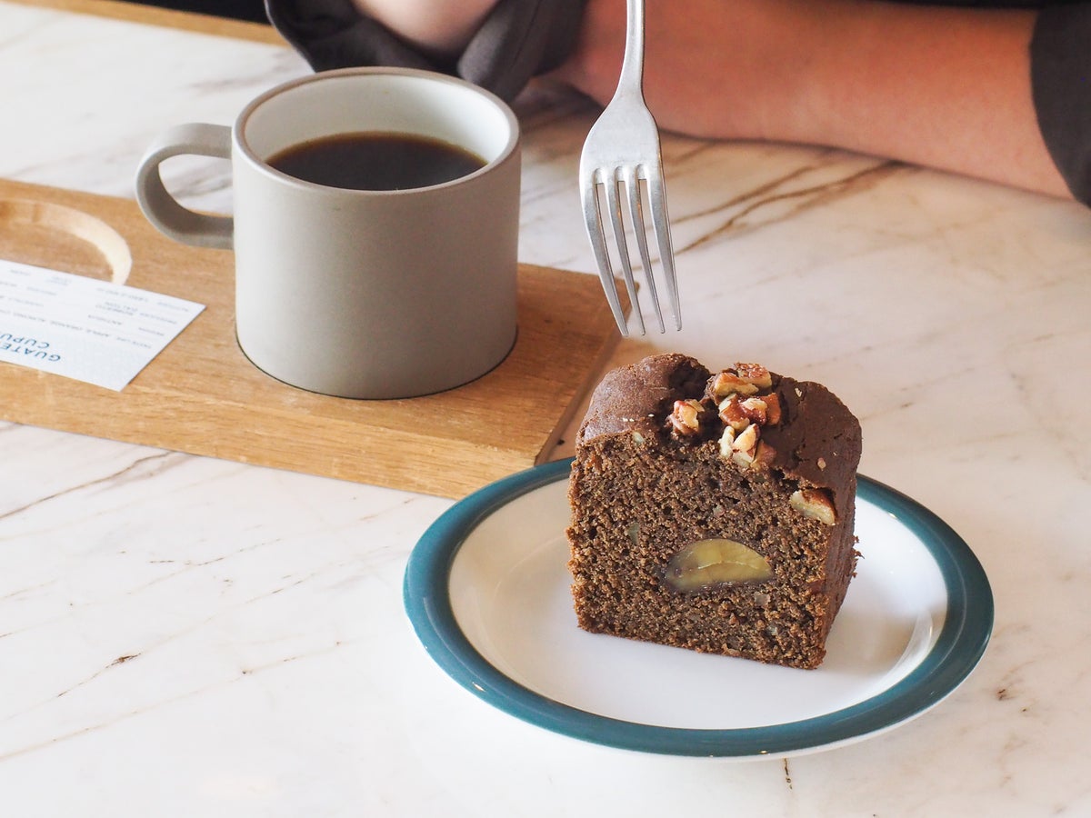 Fall Menu: Woodberry Coffee’s Chestnut Hojicha Cake in Tokyo ¥460